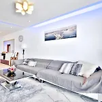 Xc4 - Penthouse, 3 Bedroom, Modern, Designer - Апартаменты *