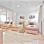 Xc4 - Penthouse, 3 Bedroom, Modern, Designer - Апартаменты